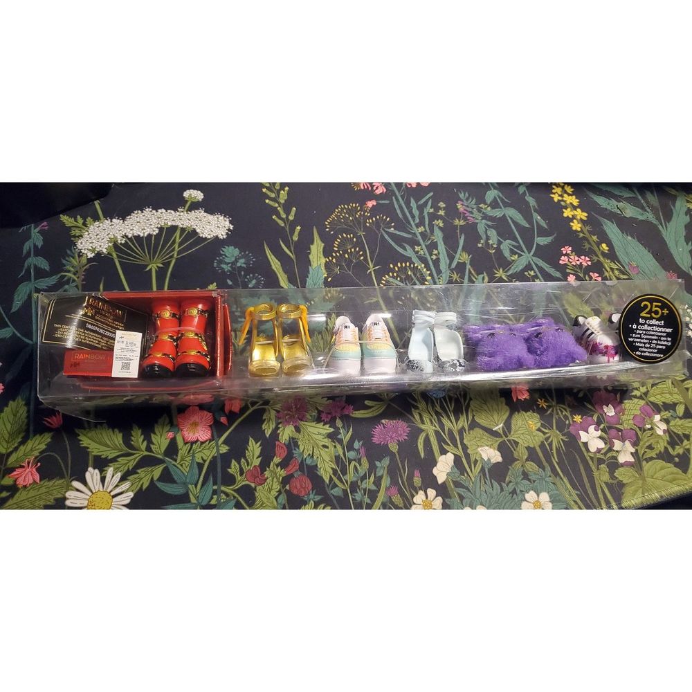 BRAND NEW! Rainbow High Mini Accessories Studio Designer Shoes Pack (6 Pairs)